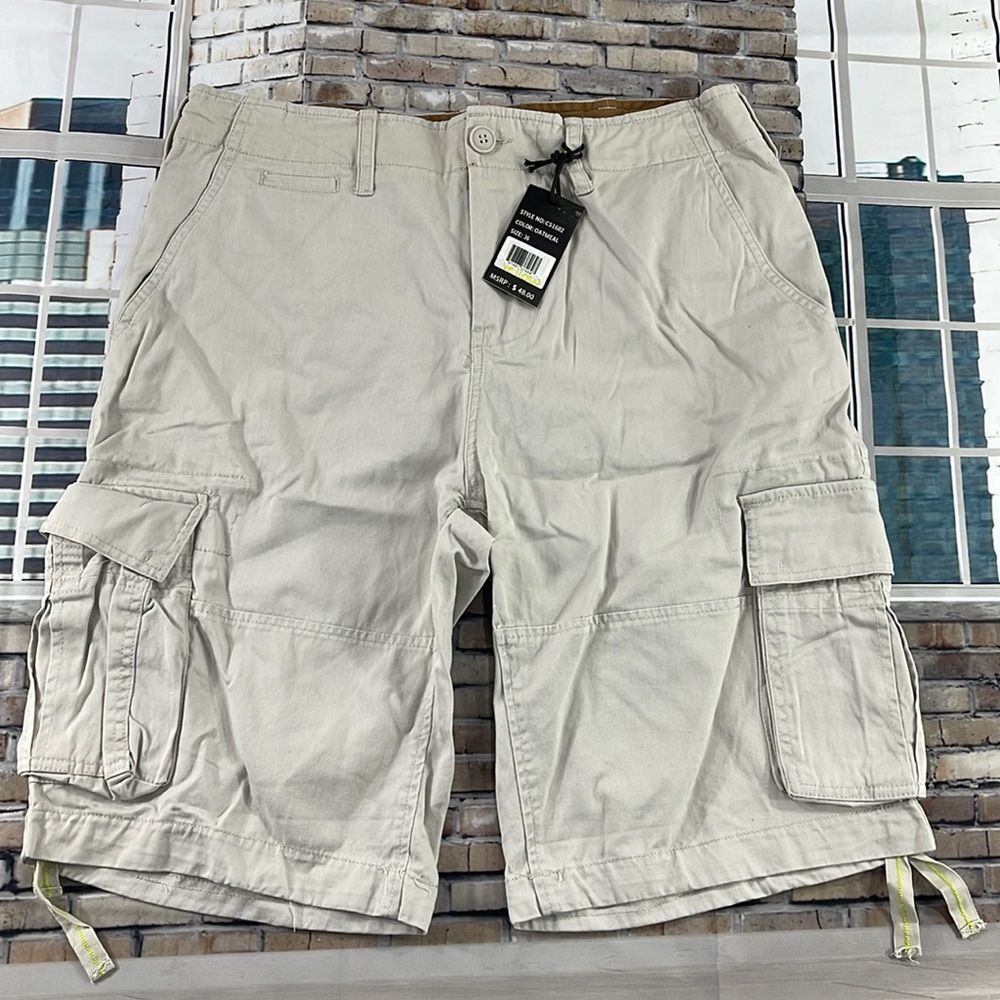 NWT Men’s Gray Earth Tan Regular Cotton Casual Cargo Shorts (36) GI23